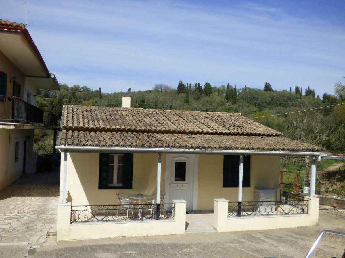 Samoilis Apartment Kokkinion